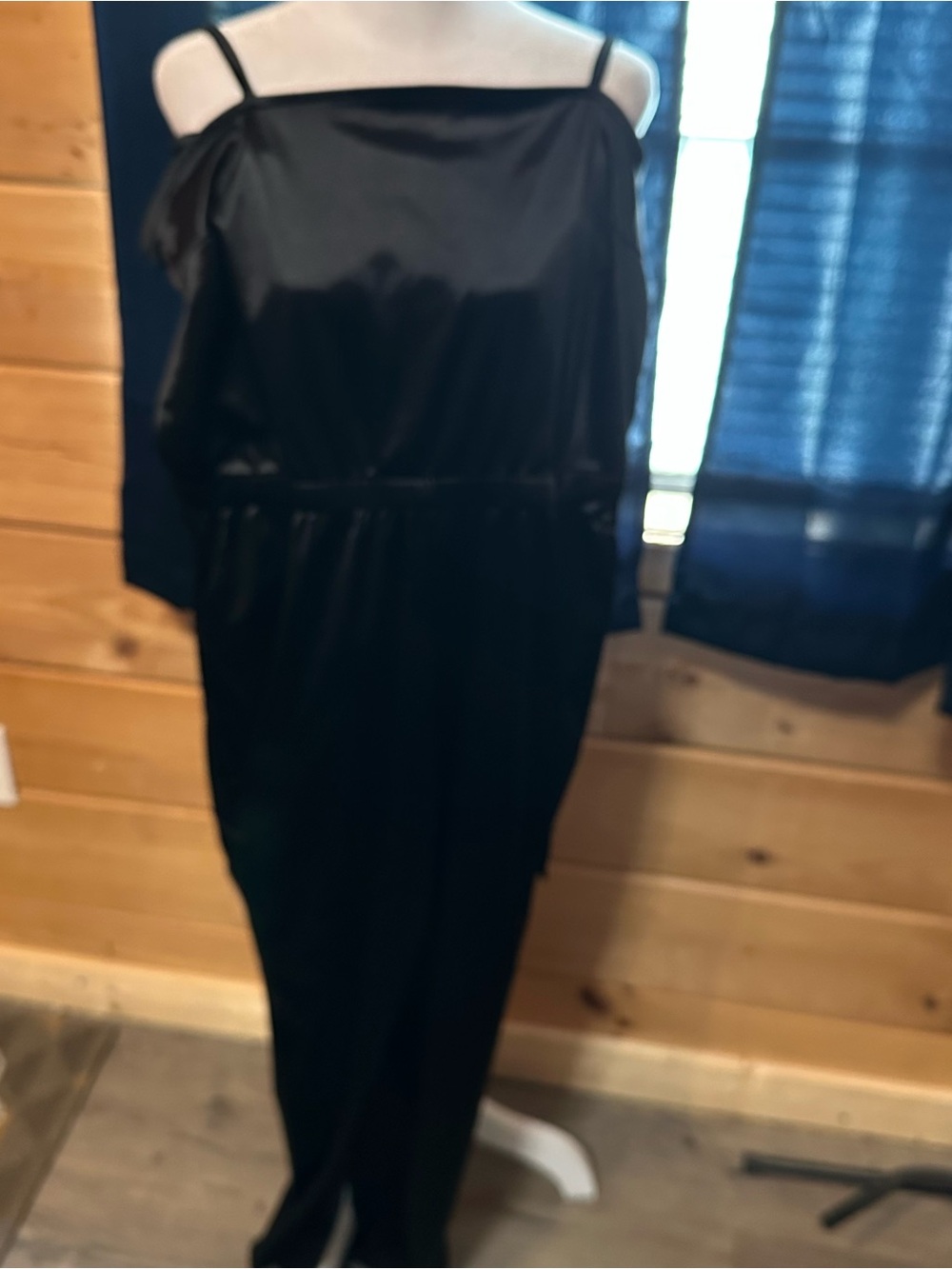 Classic Black Womens sleeveless jumper